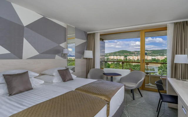 Отель Ensana Thermal Margaret Island