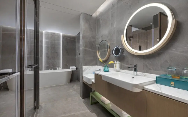 Holiday Inn Deqing Xinshi Ancient Town by IHG