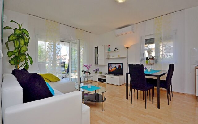 Apartment Radenka