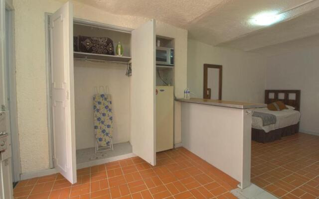 Estudio 13/ dos camas/ Chapalita