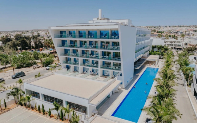 Tasia Maris Seasons Hotel - Adults Only
