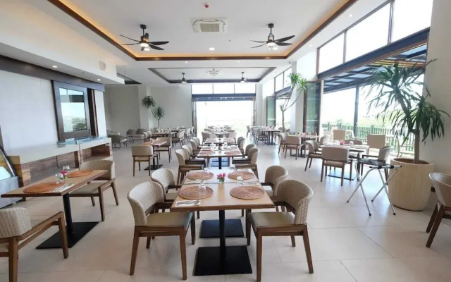 Cebu One Tectona Resort Hotel