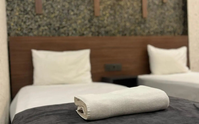 Luna Hotel