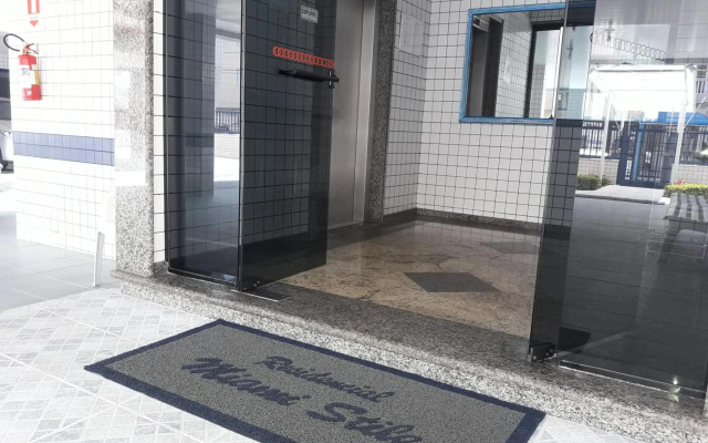 Sirlei Ubatuba - Ap 12-2, 50m do mar com sacada gourmet