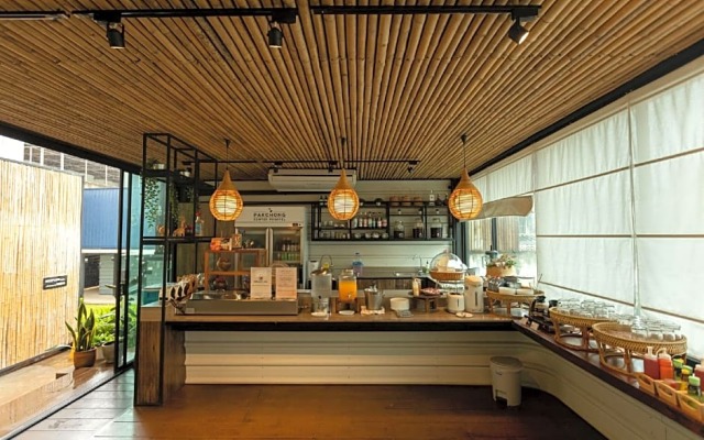 Pakchong Center Poshtel