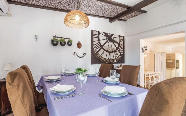 Amazing Home in Rab With Wifi and 3 Bedrooms