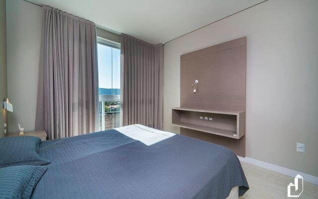 Cobertura com 03 suítes e piscina privativa