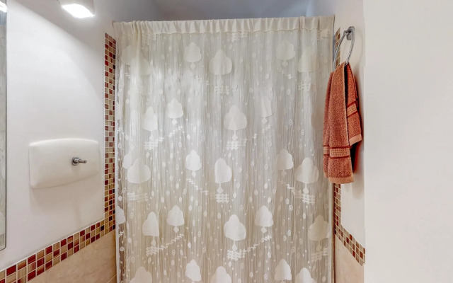 Oceana Suites Opus Alpha ∙ Suite 1402