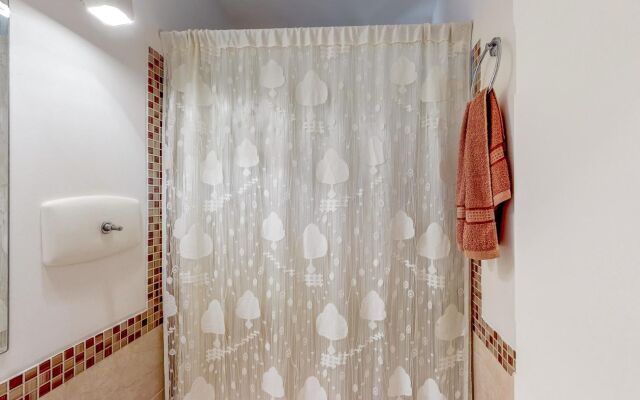 Oceana Suites Opus Alpha ∙ Suite 1402