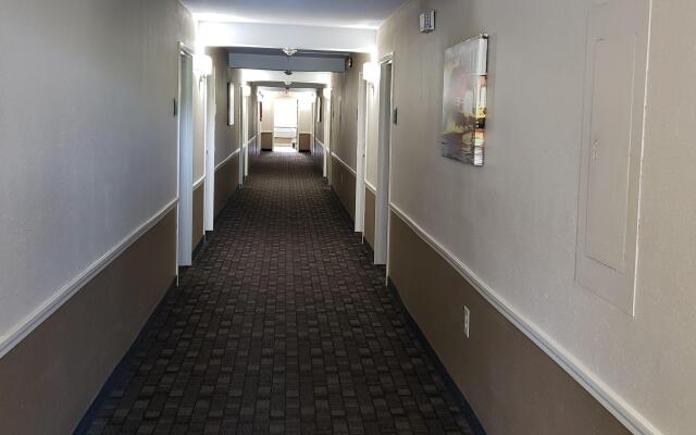 Red Roof Inn Port Allen