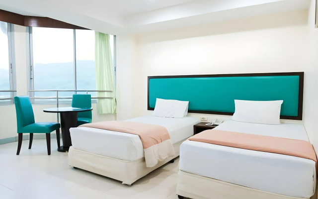 Nice Beach Hotel