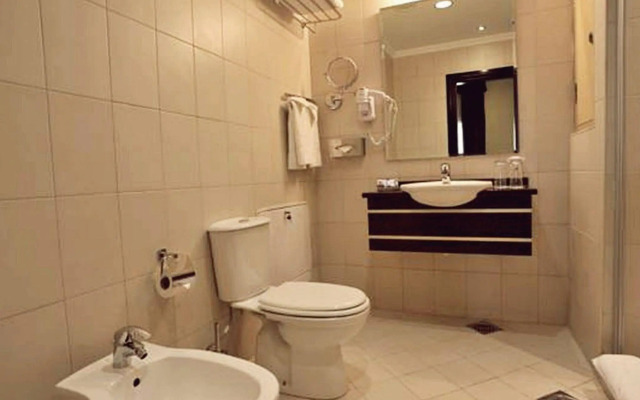 Warwick Il Palazzo Amman Hotel