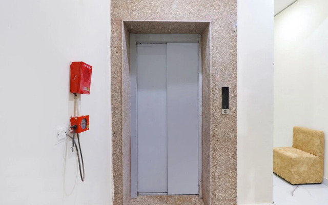 Fabhotel Maira Heights