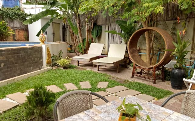 The Cashew Nut Guesthouse