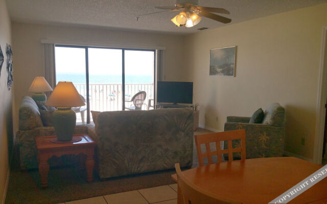 Sea Breeze Resort By Trs