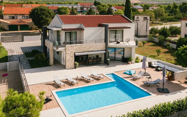 Villa Felicity B4