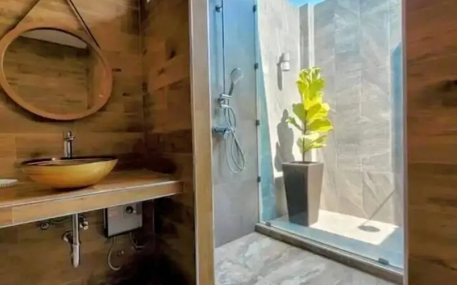 Isan Golf & Adventure Hotel