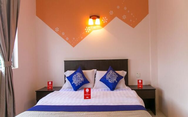 OYO 237 Sri Senawang Hotel