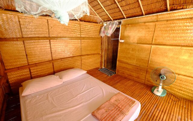 Bamboo Hut Bungalow - Adults Only