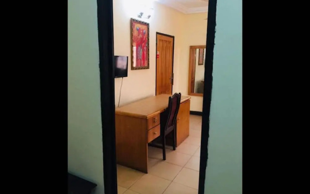Room in B&B - Double Room With Sitting Area