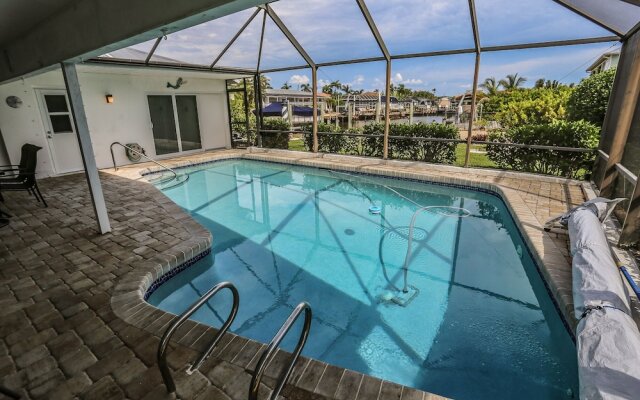 250 Albatross Street