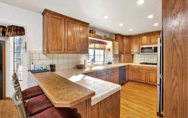 Sacred Stone Retreat #2506