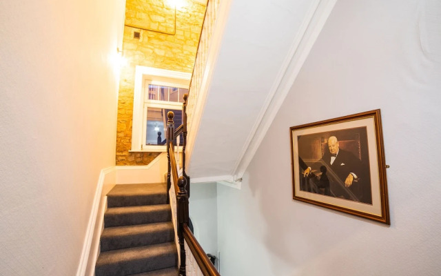 Churchill's Hotel