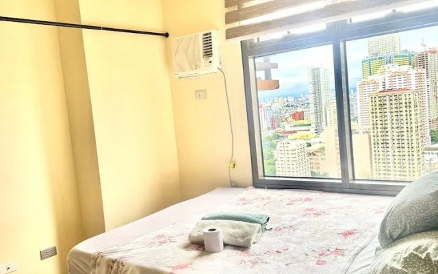 Levi & Moon's Chill with beautiful view