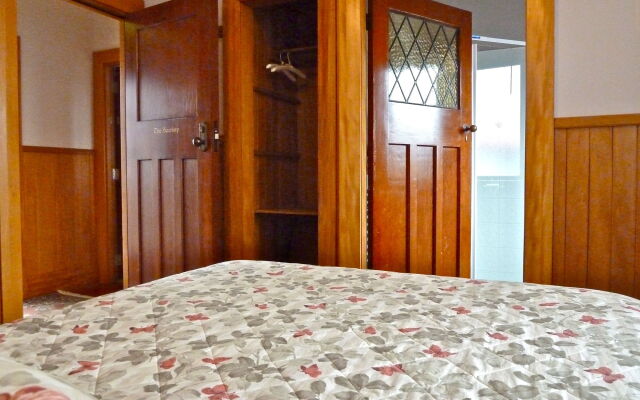 Te Anau Lodge