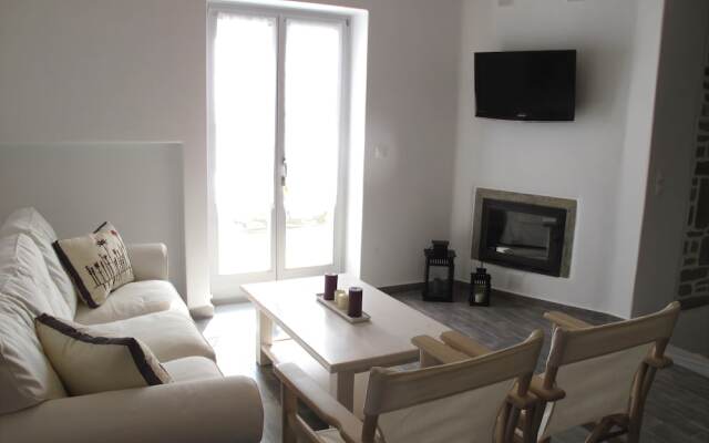 Drios Seaside Villas