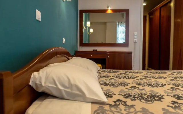 Hotel Telis