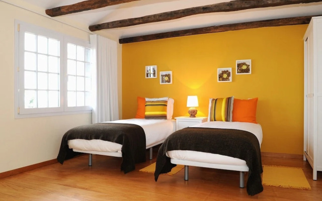 Vila do Vale by MHM