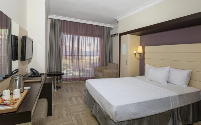Blue Bay Platinum Hotel