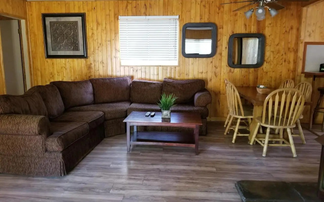 Grey Squirrel Resort & Vacation Rental Homes