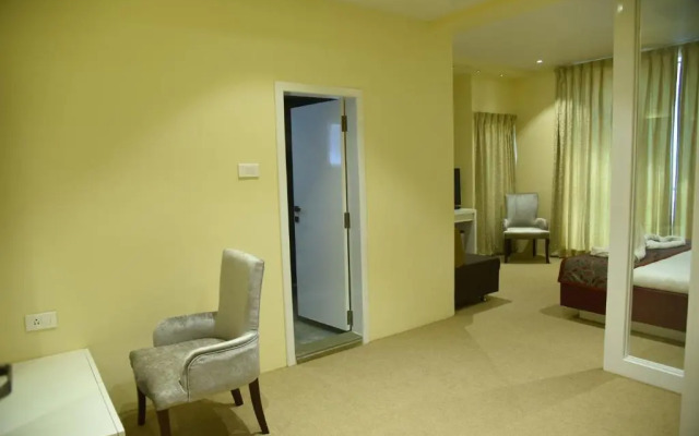 Viz Park Hotel