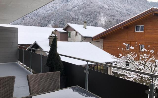 S&P Mountain View Apartment 1