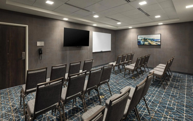Courtyard by Marriott Seattle Northgate