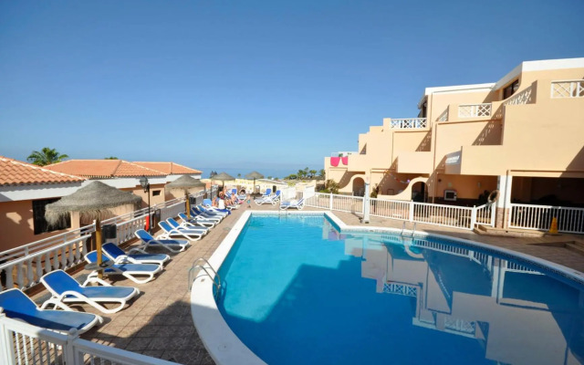 Paradise Court Las Americas Wifi Pool 29