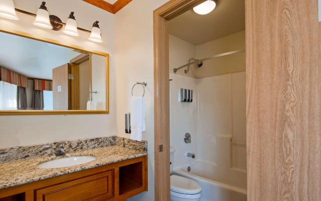 Hotel Edgewater