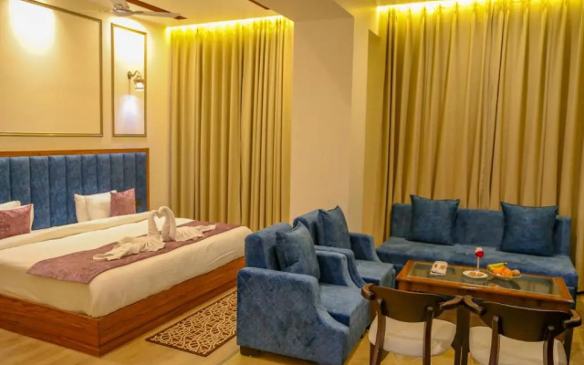 Four Leaf Hotel