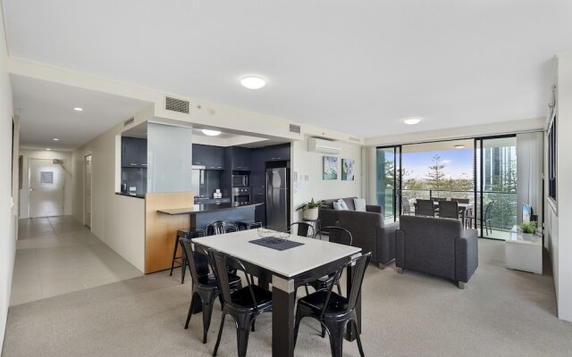 Broadbeach on the Park - We Accommodate