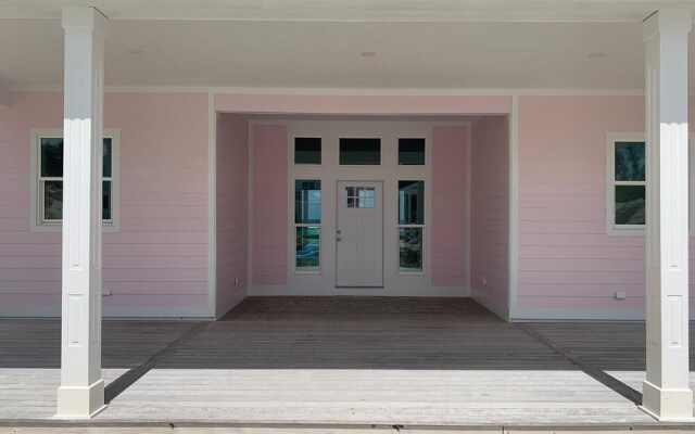 Pink Sands Point 10 Bedroom Estate