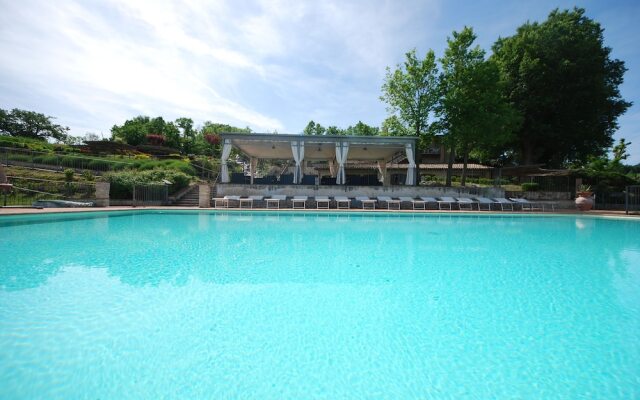 Spoleto by the Pool