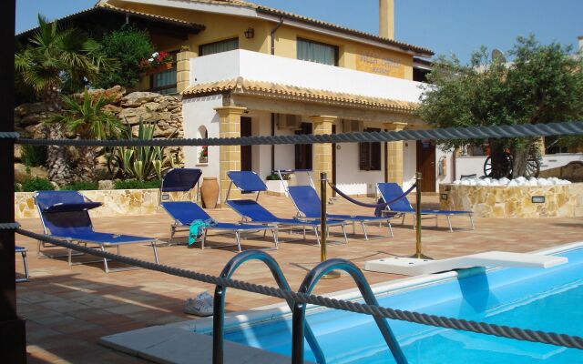 Villa Carlo Resort