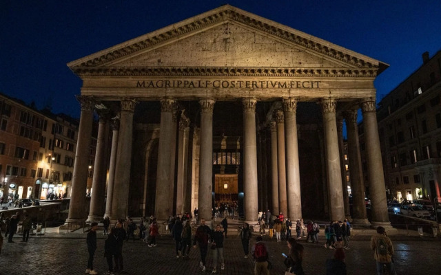 Wonder Balcony Morgana