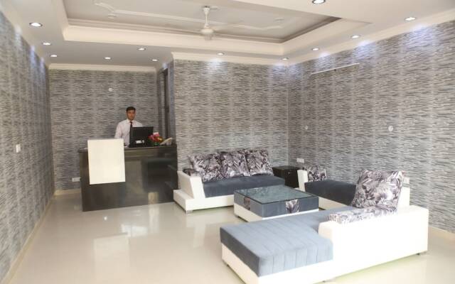 Mint City Center Suites