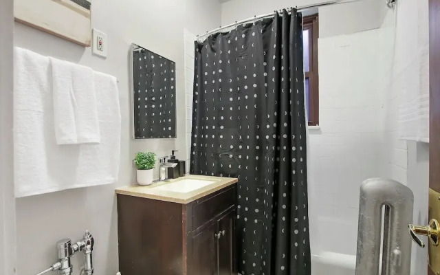 Studio Apt - Dorchester 203