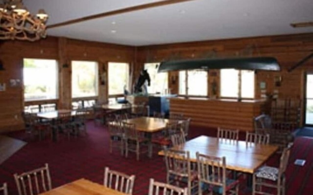 The Lodge at Crooked Lake