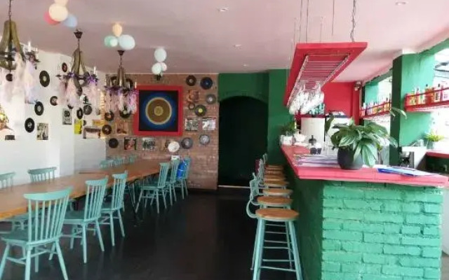 Provence Hostel