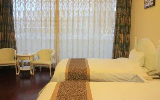 DingFeng Steamed Hotel